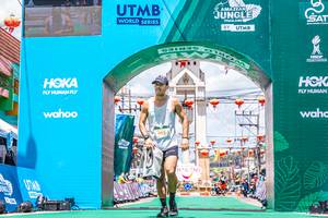 BIB: 402
                            <button type="button" onclick="openModal(21760489)" class="btn btn-primary btn-sm float-right btn-popup" data-toggle="modal" data-target=".modal-high-quality">
                        <i class="fas fa-shopping-cart"></i> Add to Cart
                    </button>
                                            <button type="button" onclick="isThisMe(21760489, true)" class="btn btn-success btn-sm float-right btn-popup btn-isme hidden" data-toggle="tooltip" data-placement="bottom" title="นี่คือรูปของคุณใช่ไหม คลิกที่นี่เพื่อเอาเข้าอัลบั้ม">
                        <i class="fas fa-plus"></i> Add to album
                    </button>
                    <button type="button" onclick="isThisMe(21760489, false)" class="btn btn-warning btn-sm float-right btn-popup btn-isnotme hidden">
                        <i class="fas fa-ban"></i> Remove from album
                    </button>